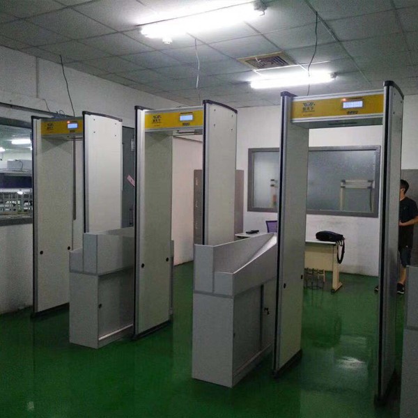 好用的金屬探測安檢門