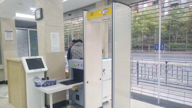 溫度安檢門(mén)