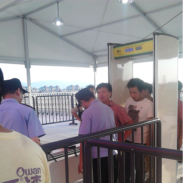 液晶型金屬探測(cè)安檢門